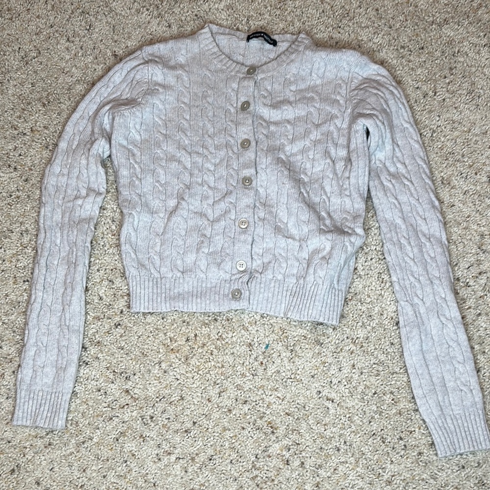 Brandy Melville Gray Cable Knit Women's Sweater